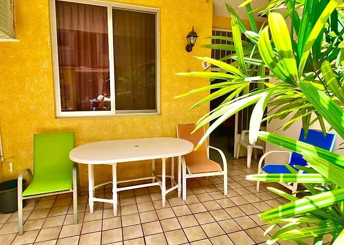 Del Centro * Zihuatanejo